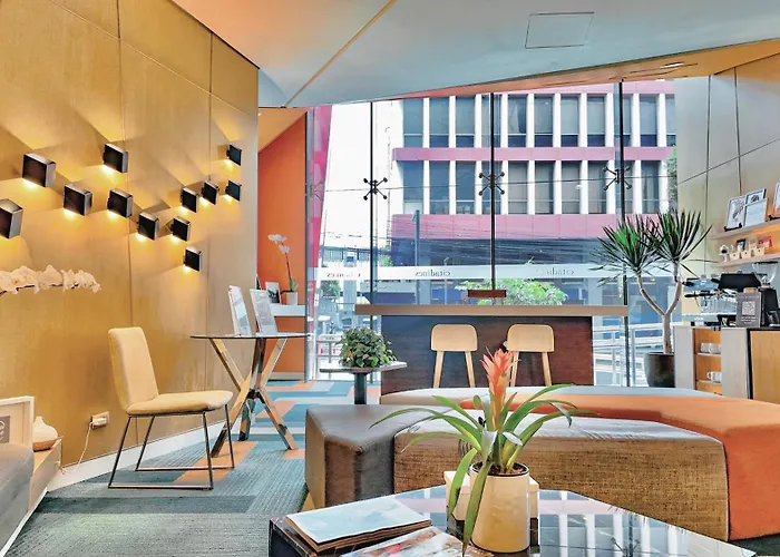 Apartment Modern In Makati Cbd With Rooftop Pool & Gym Manila